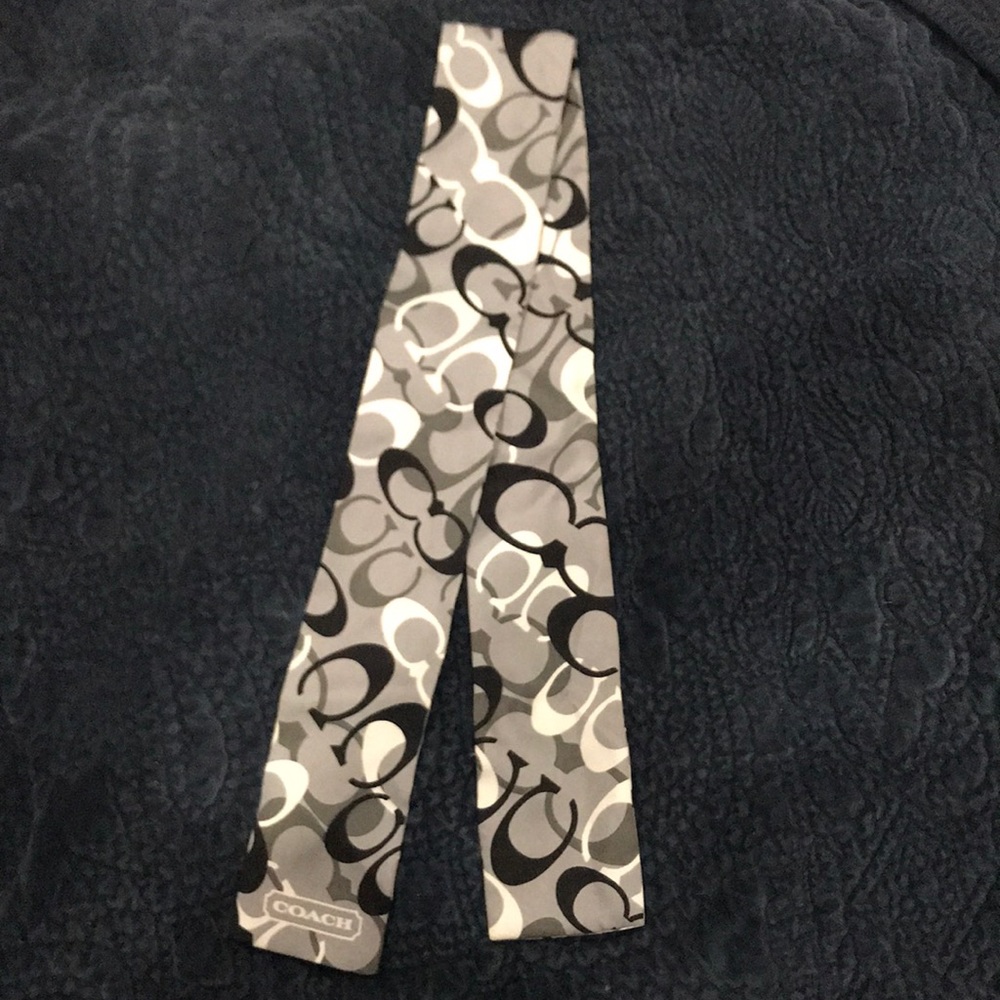 Classic Coach scarf.
